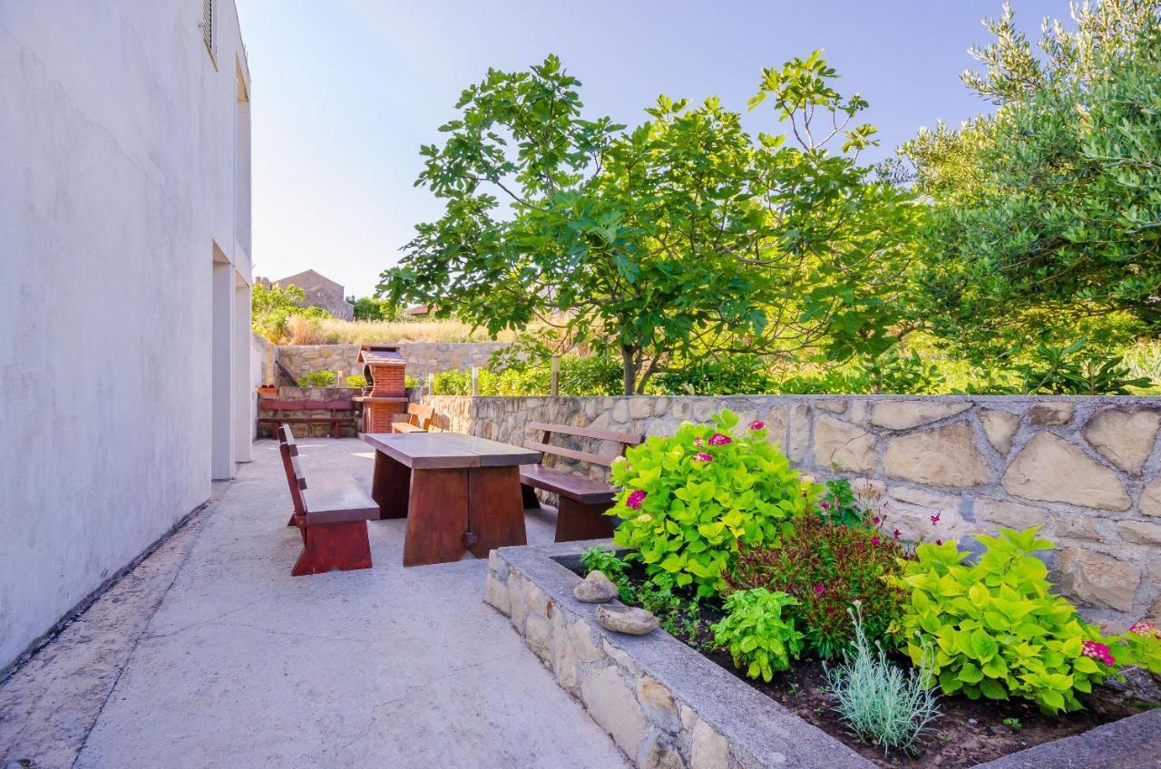 Apartments Marija & Lino Lopar Exterior photo