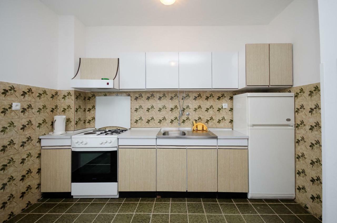 Apartments Marija & Lino Lopar Exterior photo